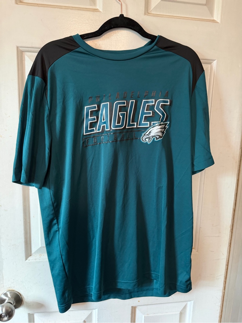 Eagles Short-Sleeve Team Shirt